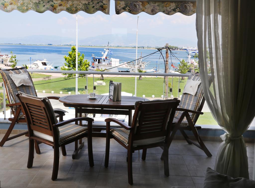 Konstantinos Luxury Apartment Keramoti  Ngoại thất bức ảnh