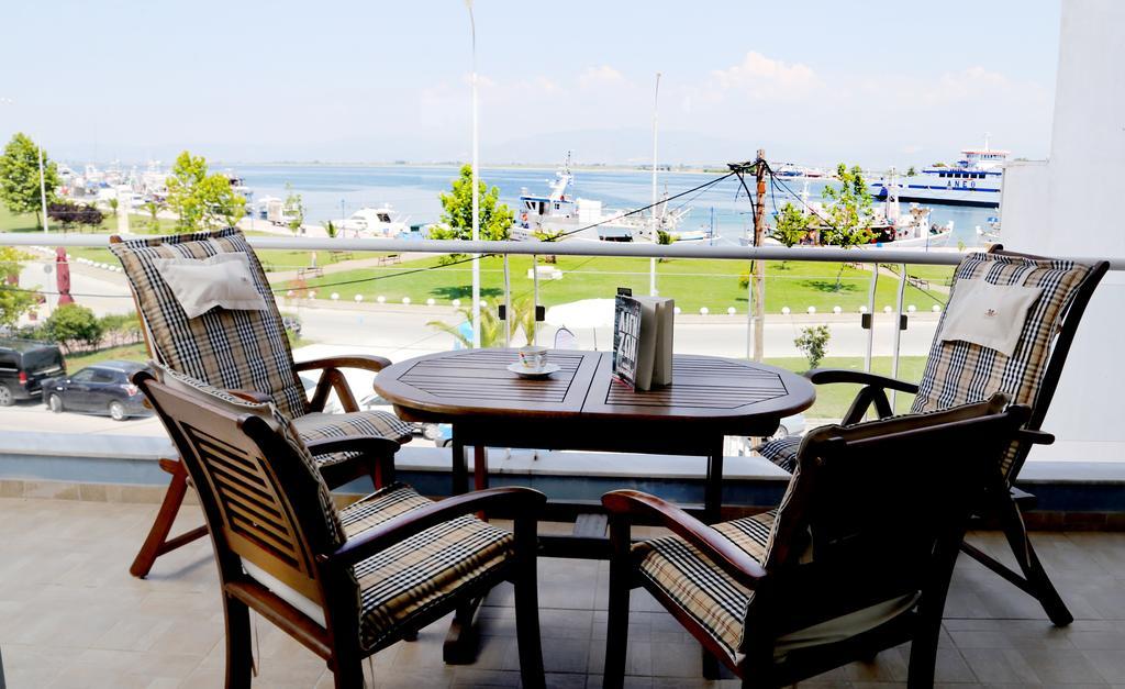 Konstantinos Luxury Apartment Keramoti  Ngoại thất bức ảnh